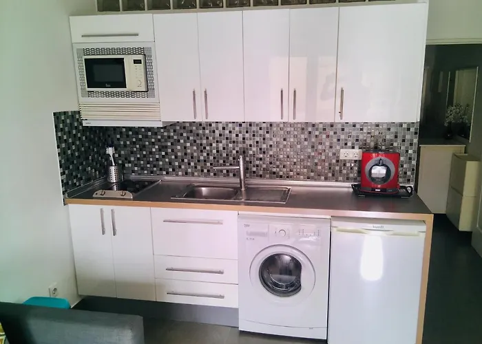 דירה Lovely Apartment, Great Location! *