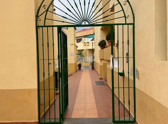 Lovely Apartment, Great Location! * 阿德耶